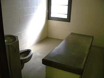 Isolation cell